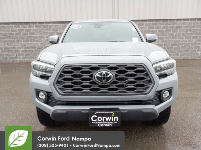 Used 2021 Toyota Tacoma TRD Off-Road image 8