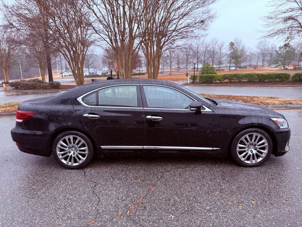 Used 2016 Lexus LS 460 image 17