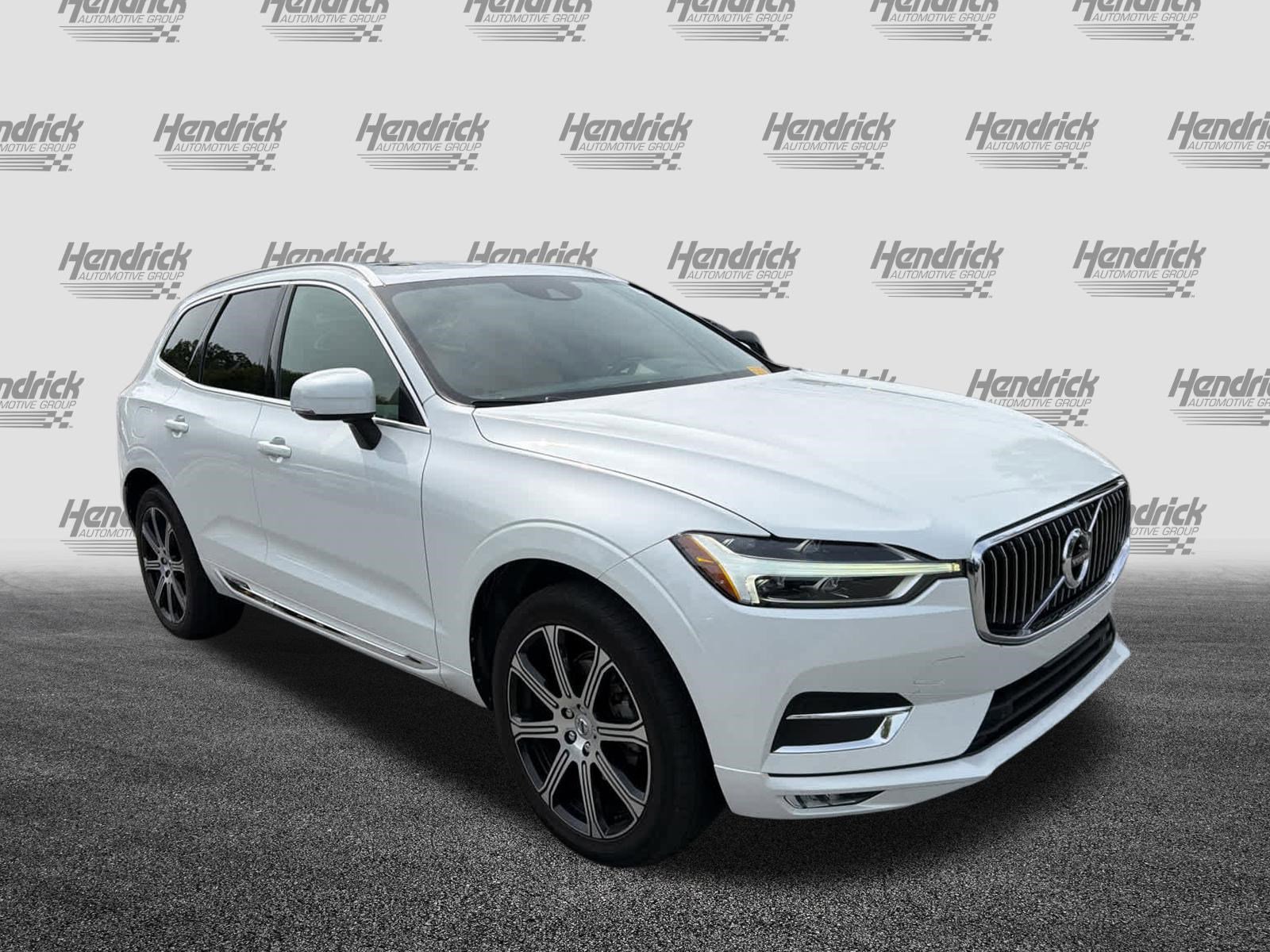 Used 2020 Volvo XC60 T5 Inscription FWD image 2