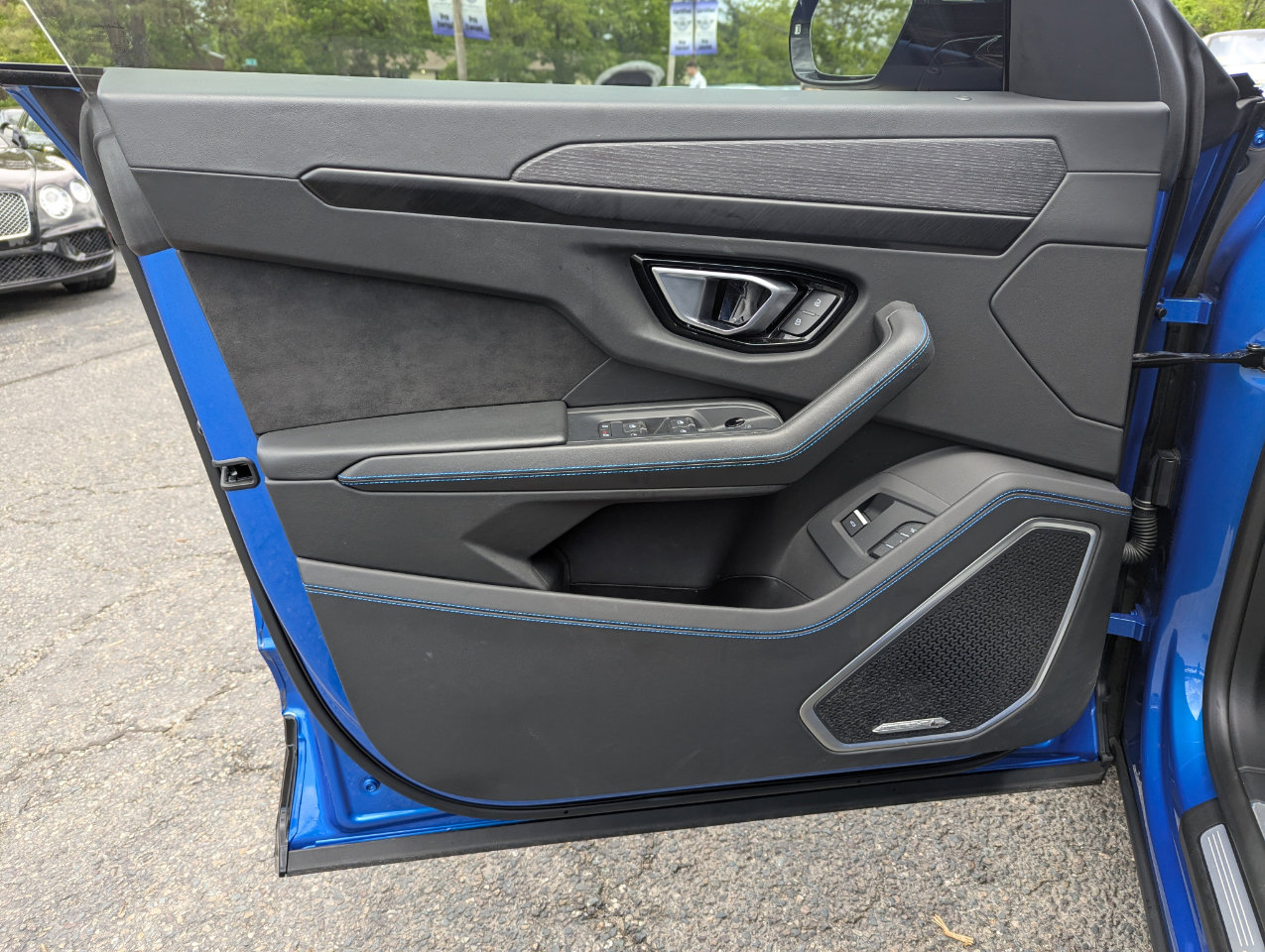 Used 2021 Lamborghini Urus image 11