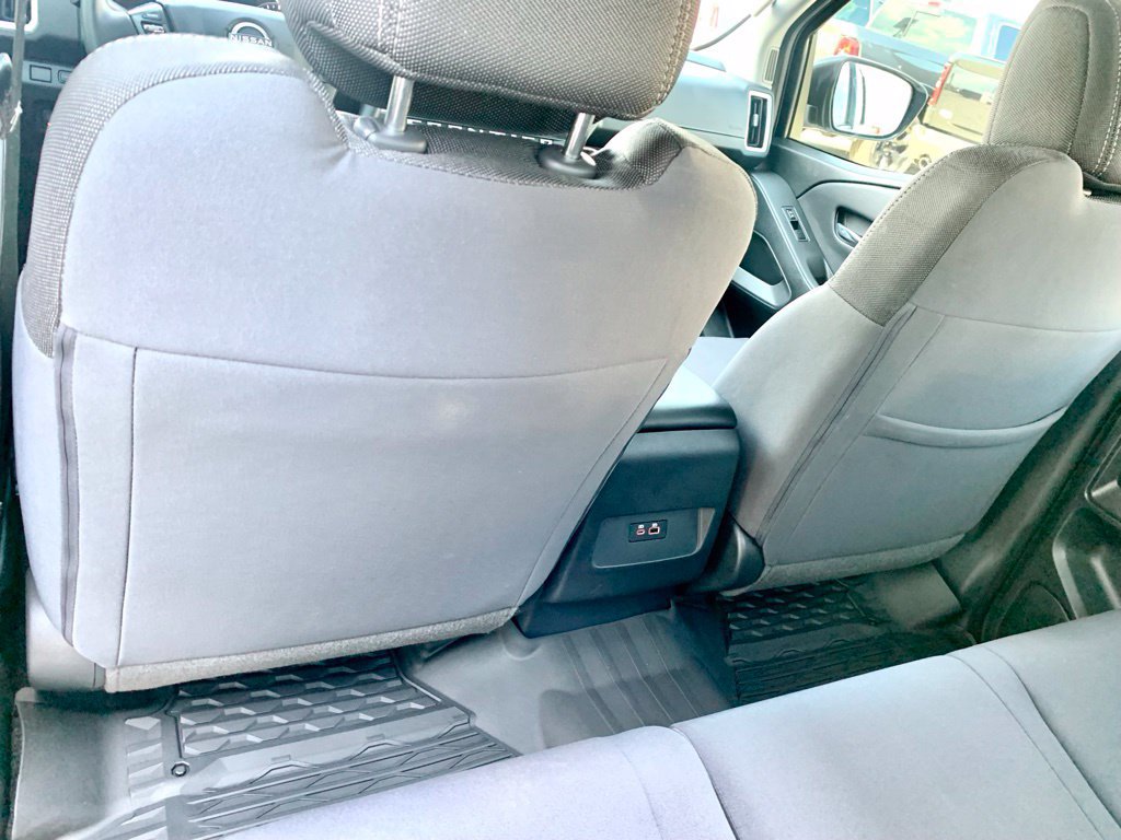 Used 2025 Nissan Frontier SV RWD image 19