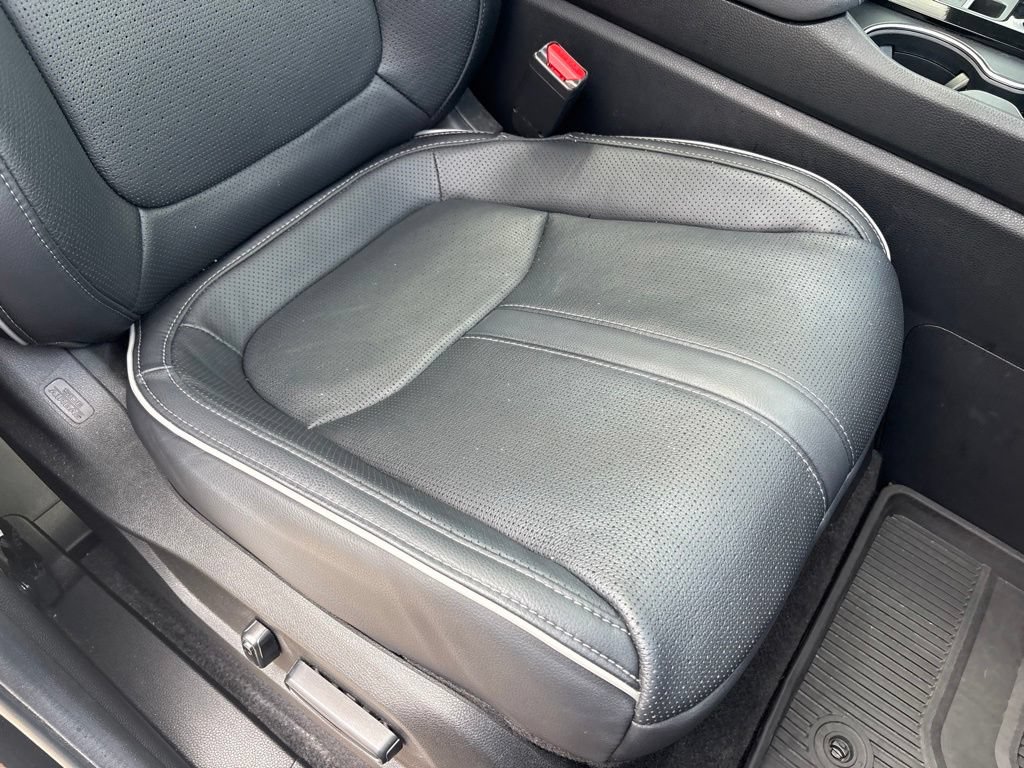 Certified 2023 Honda Pilot Elite image 30