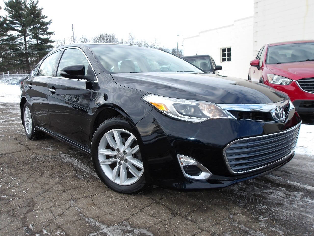 Used 2015 Toyota Avalon XLE Premium image 7