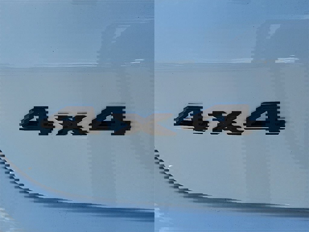 New 2026 Jeep Compass Latitude image 15