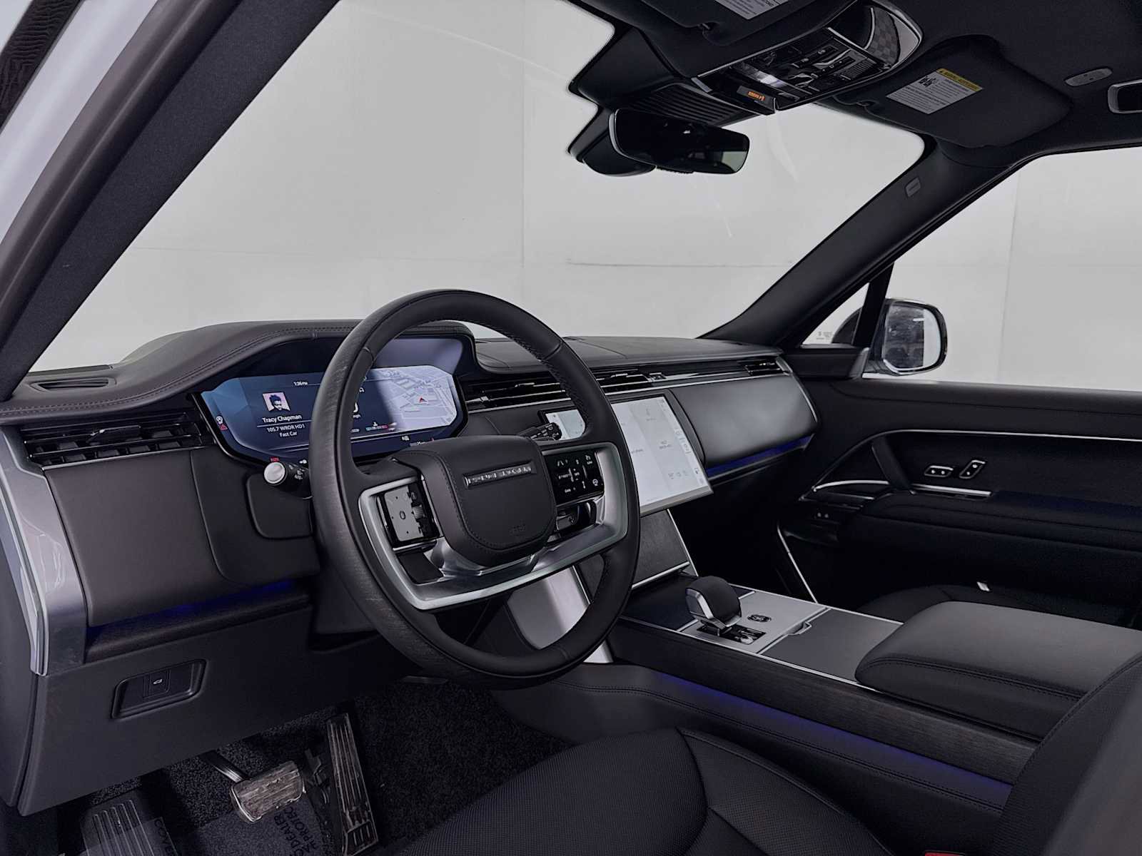 New 2026 Land Rover Range Rover SE AWD/4WD image 9
