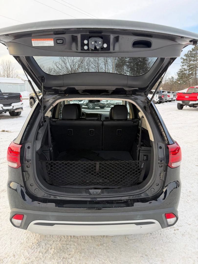 Used 2019 Mitsubishi Outlander SE image 7