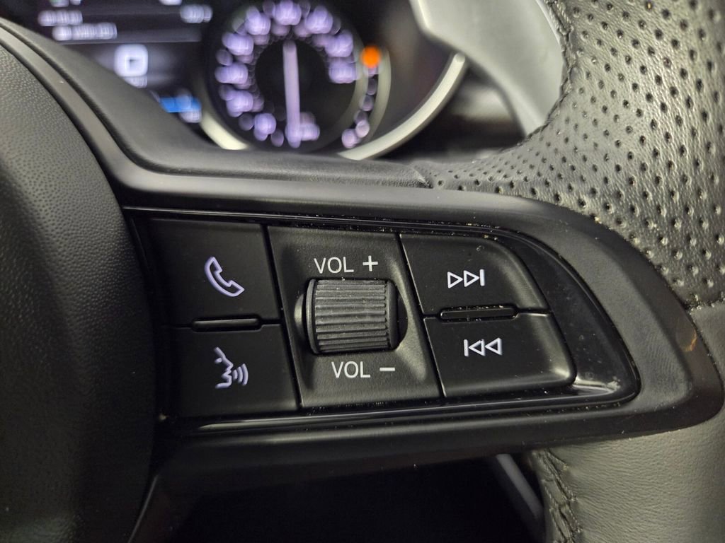 Used 2022 Alfa Romeo Stelvio Veloce AWD/4WD image 18