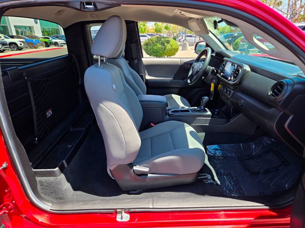 Used 2022 Toyota Tacoma SR RWD image 12