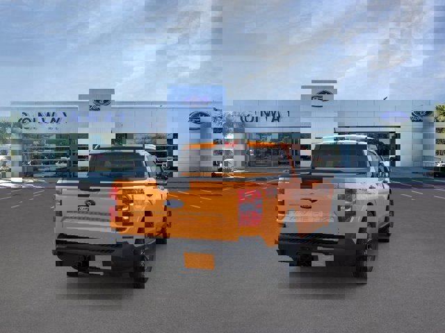 New 2026 Ford Maverick XLT w/ XLT Luxury Package image 8