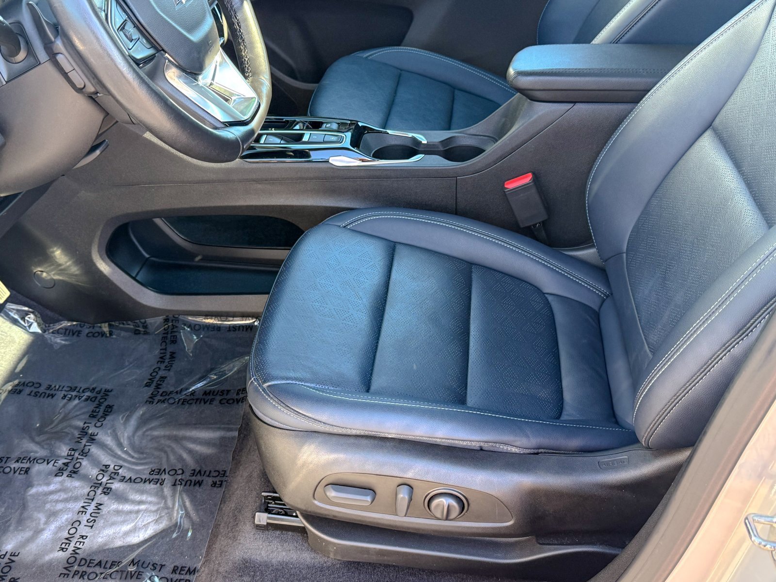 Used 2022 Chevrolet Bolt EUV Premier w/ Launch Edition image 23