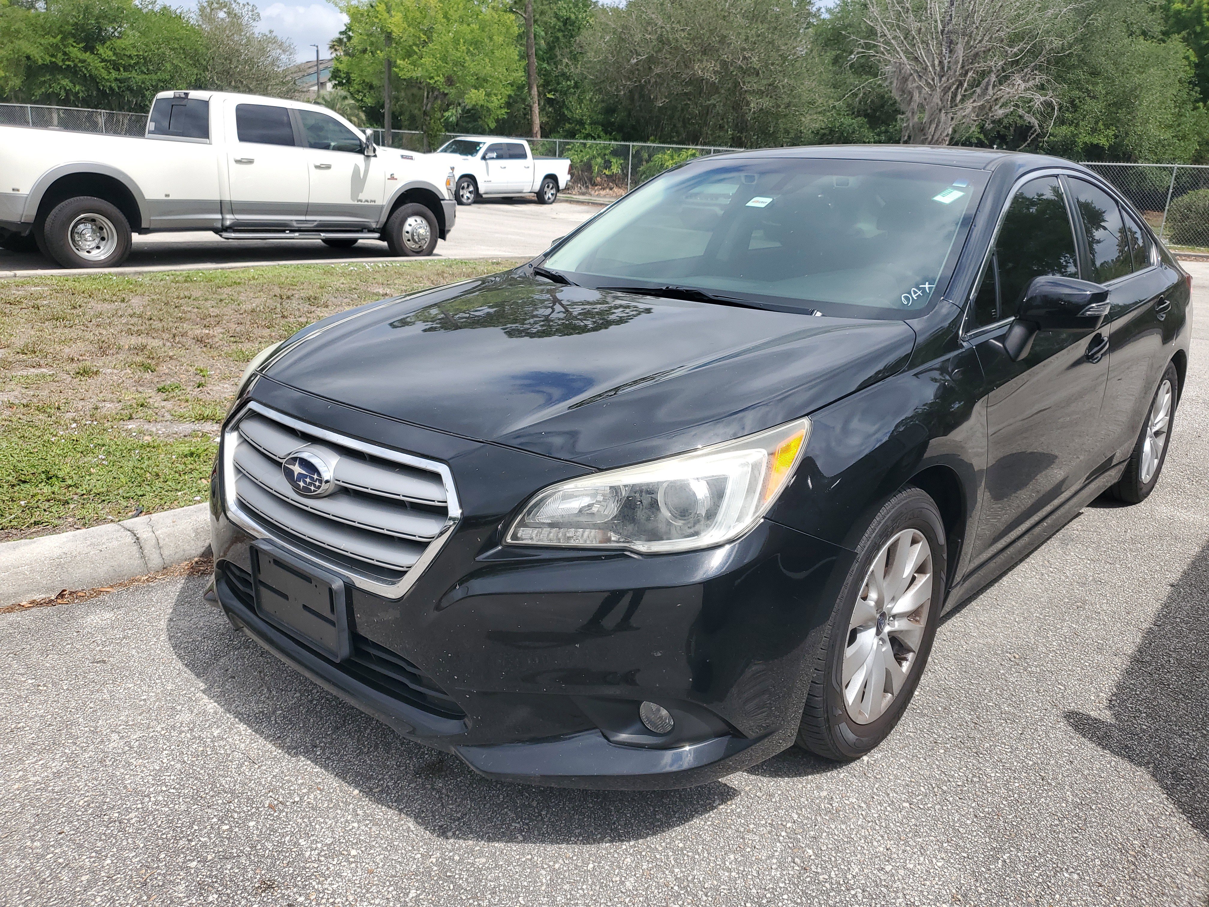 Used 2017 Subaru Legacy 2.5i Premium AWD/4WD image 3