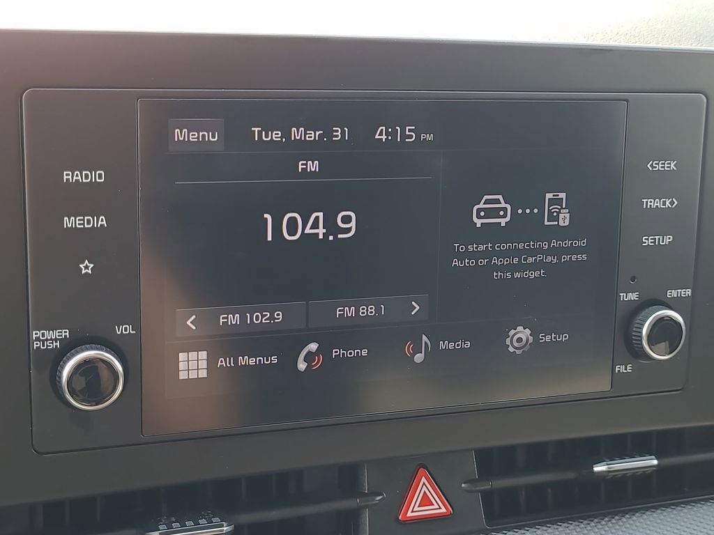 Used 2025 Kia Sportage LX FWD image 14