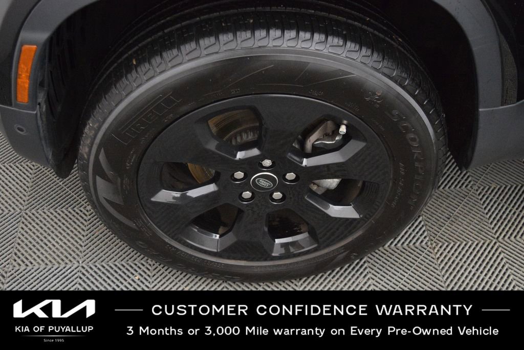 Used 2025 Land Rover Defender 110 S image 21