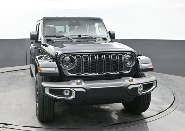 New 2026 Jeep Gladiator Sport AWD/4WD image 8