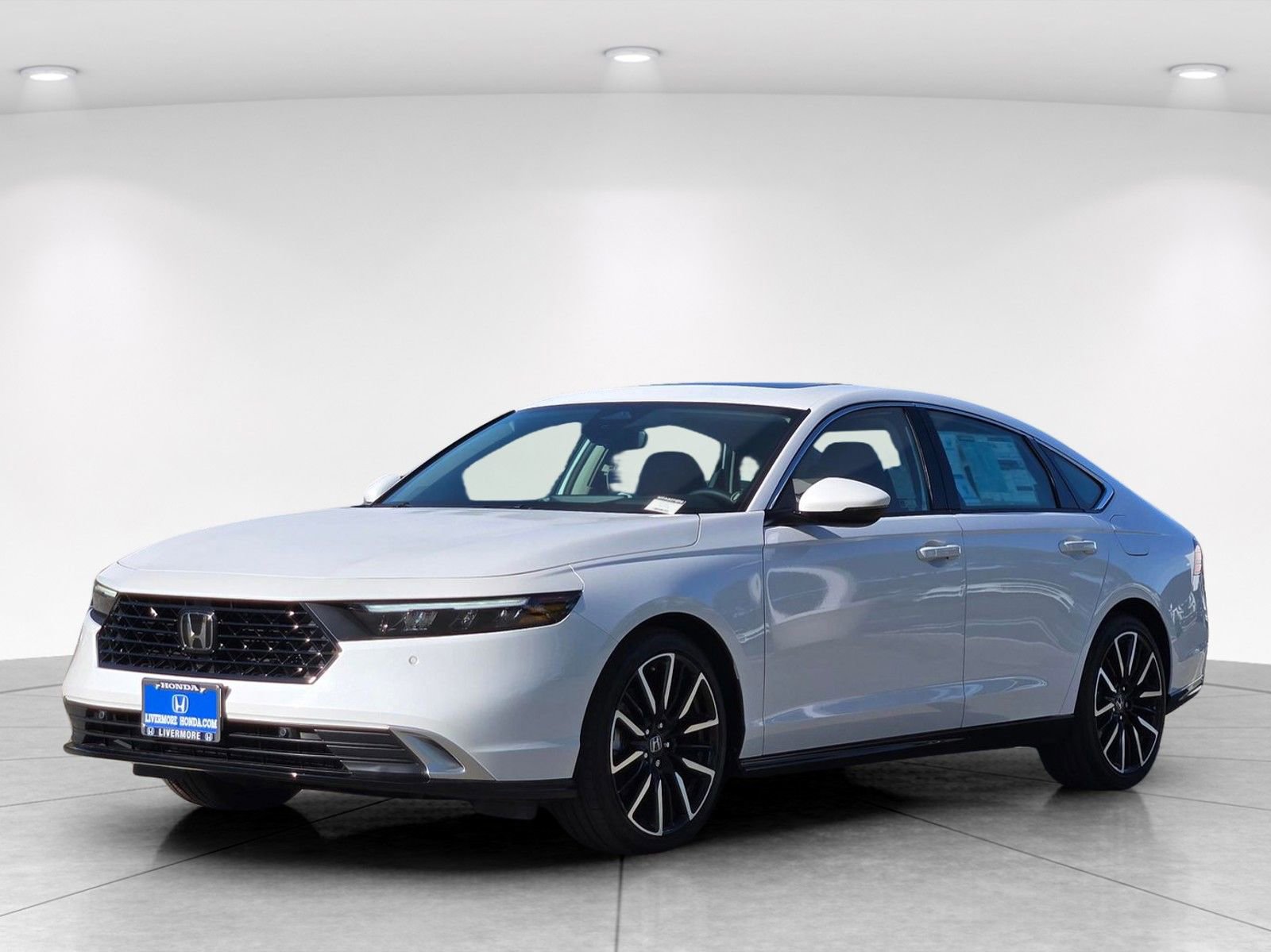 New 2026 Honda Accord Touring image 8
