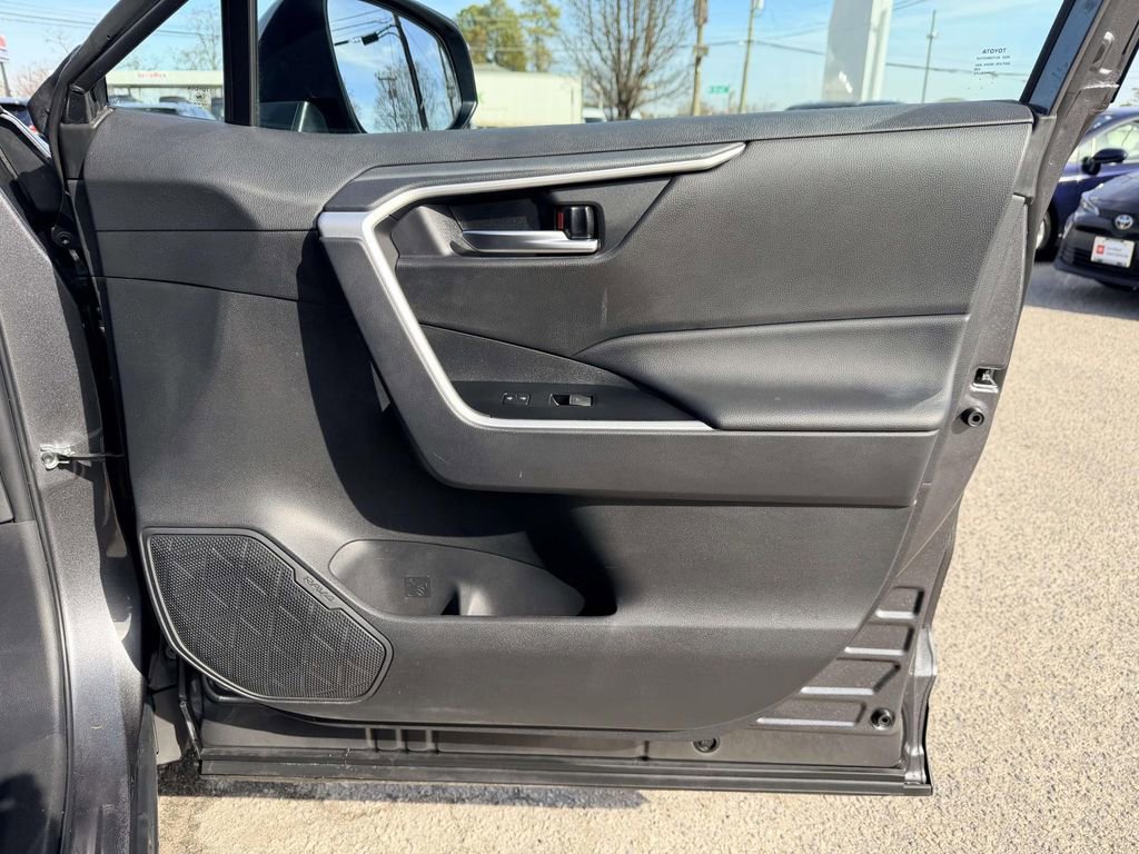 Certified 2025 Toyota RAV4 XLE image 11