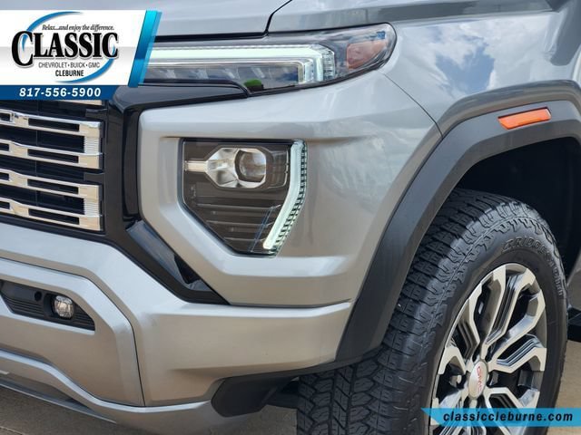 Used 2025 GMC Canyon Denali AWD/4WD image 11