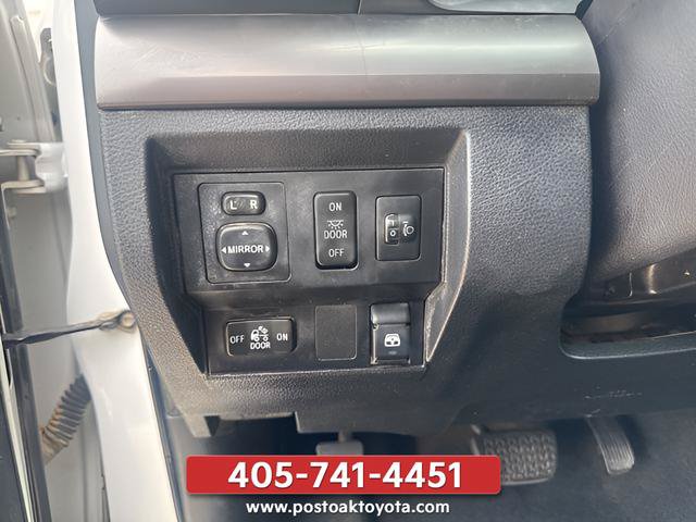 Used 2016 Toyota Tundra SR5 w/ SR5 Upgrade Package AWD/4WD image 33