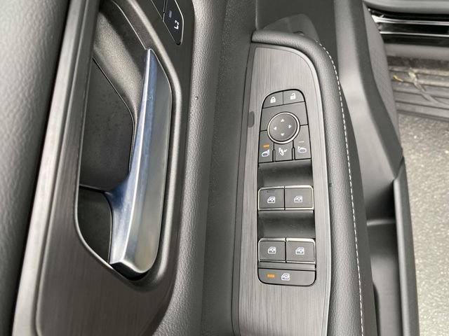 New 2025 Nissan Armada PRO-4X AWD/4WD image 16