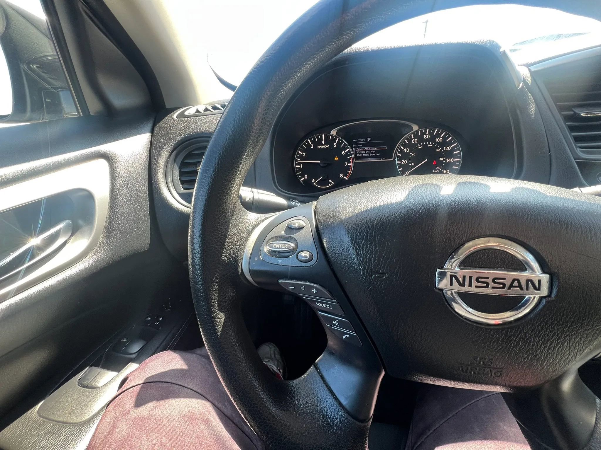 Used 2019 Nissan Pathfinder S image 17