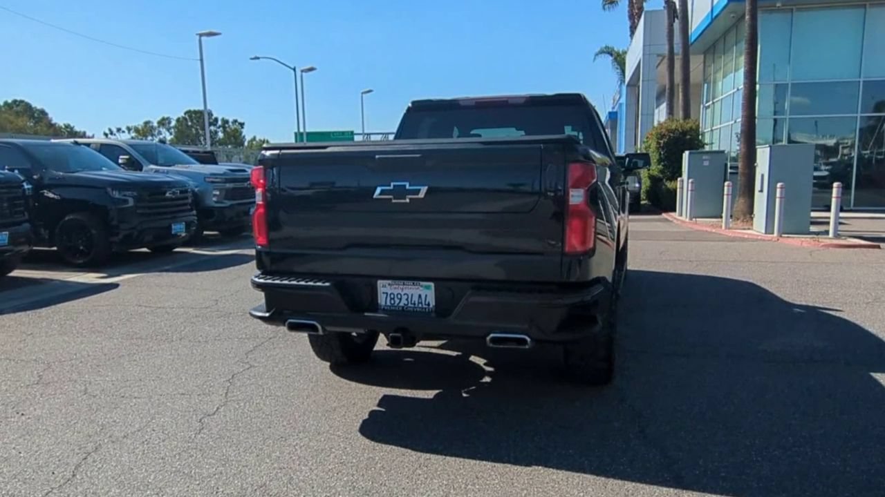 Used 2024 Chevrolet Silverado 1500 LT Trail Boss w/ Protection Package AWD/4WD image 7