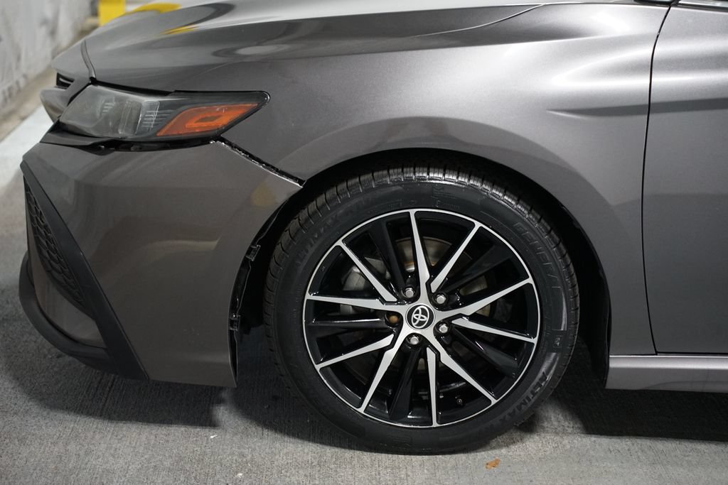 Certified 2023 Toyota Camry SE FWD image 5
