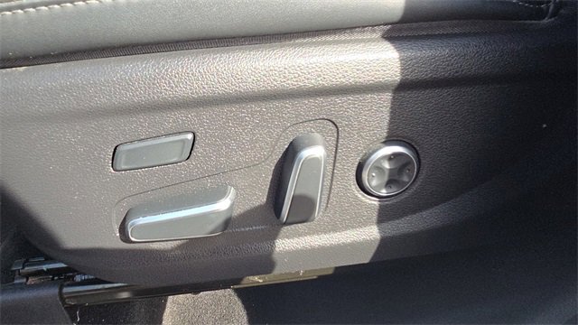 Used 2023 Hyundai Santa Fe Calligraphy image 24