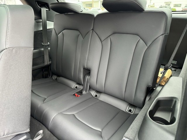 Used 2025 Audi Q7 2.0T Premium Plus w/ Premium Plus Package image 11