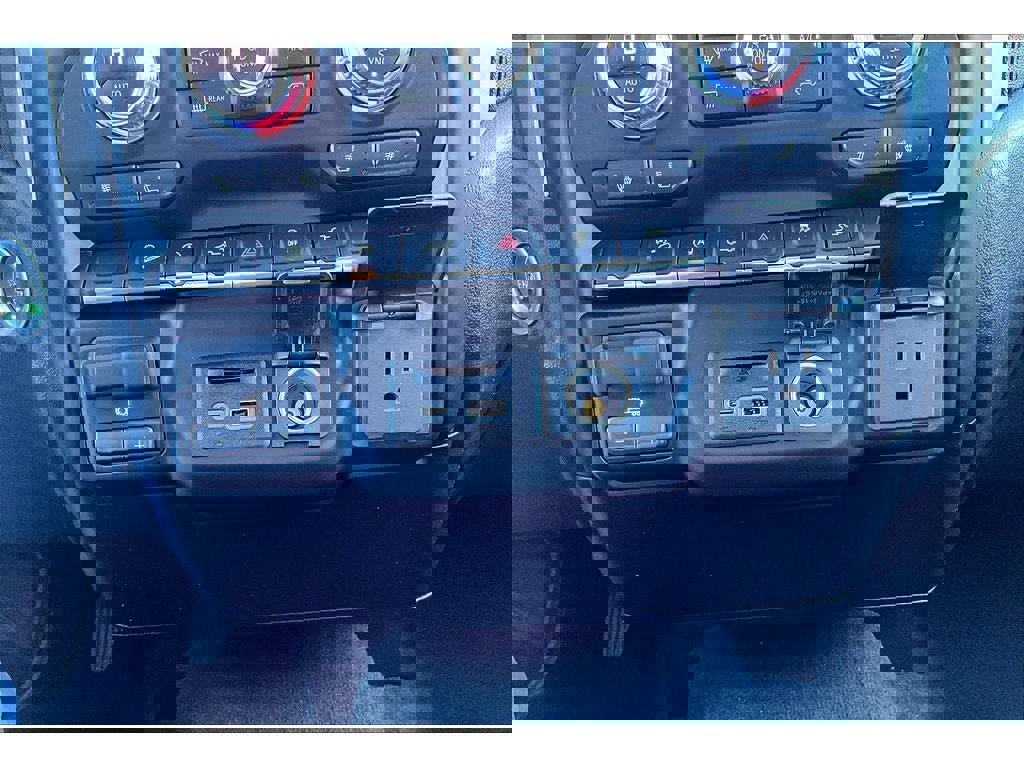 Used 2019 GMC Sierra 1500 SLT image 25