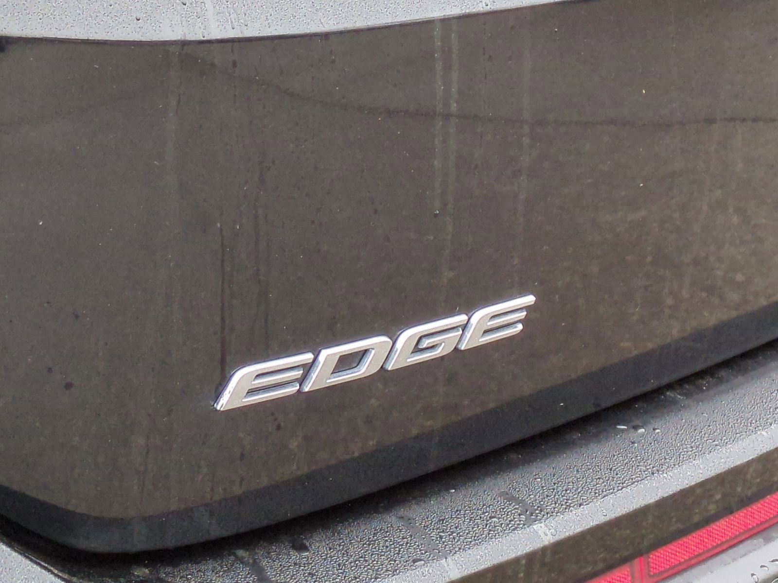 Used 2018 Ford Edge SEL w/ Equipment Group 201A image 18