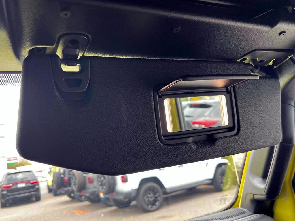 Used 2023 Jeep Wrangler Unlimited Sahara image 26