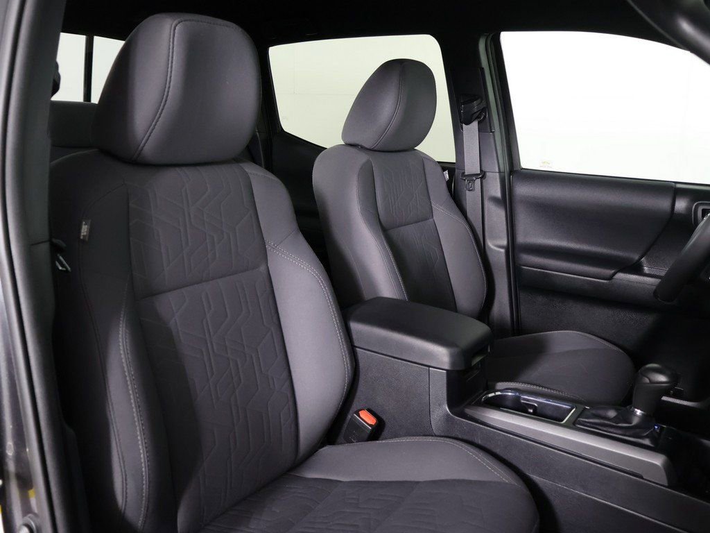 Used 2019 Toyota Tacoma TRD Off-Road image 25