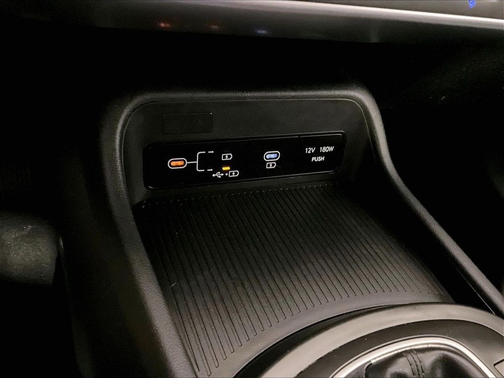 Used 2024 Hyundai Kona SEL FWD image 26