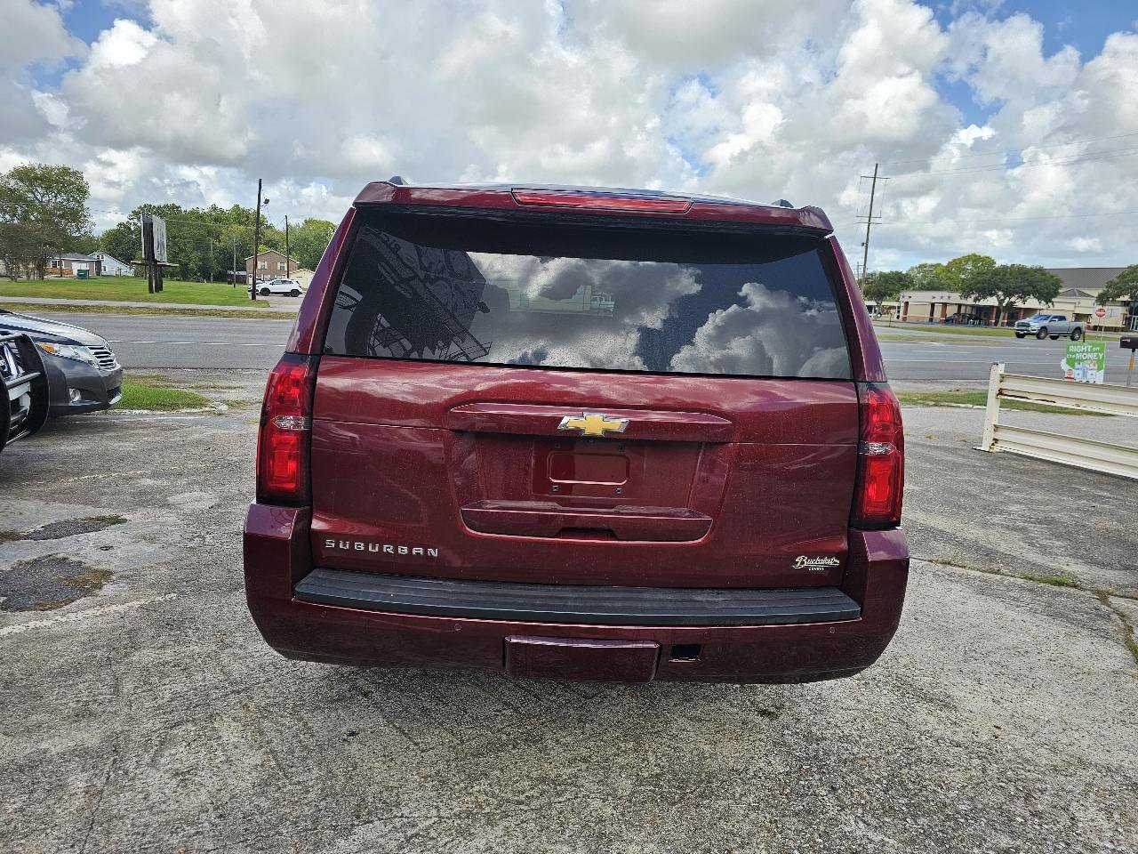 Used 2016 Chevrolet Suburban LT w/ Texas Edition Package RWD image 8