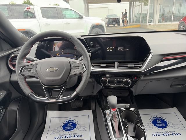 New 2026 Chevrolet Trax RS w/ Sunroof Package FWD image 14