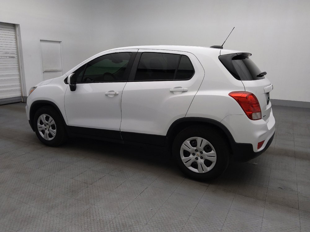 Used 2018 Chevrolet Trax LS FWD image 3