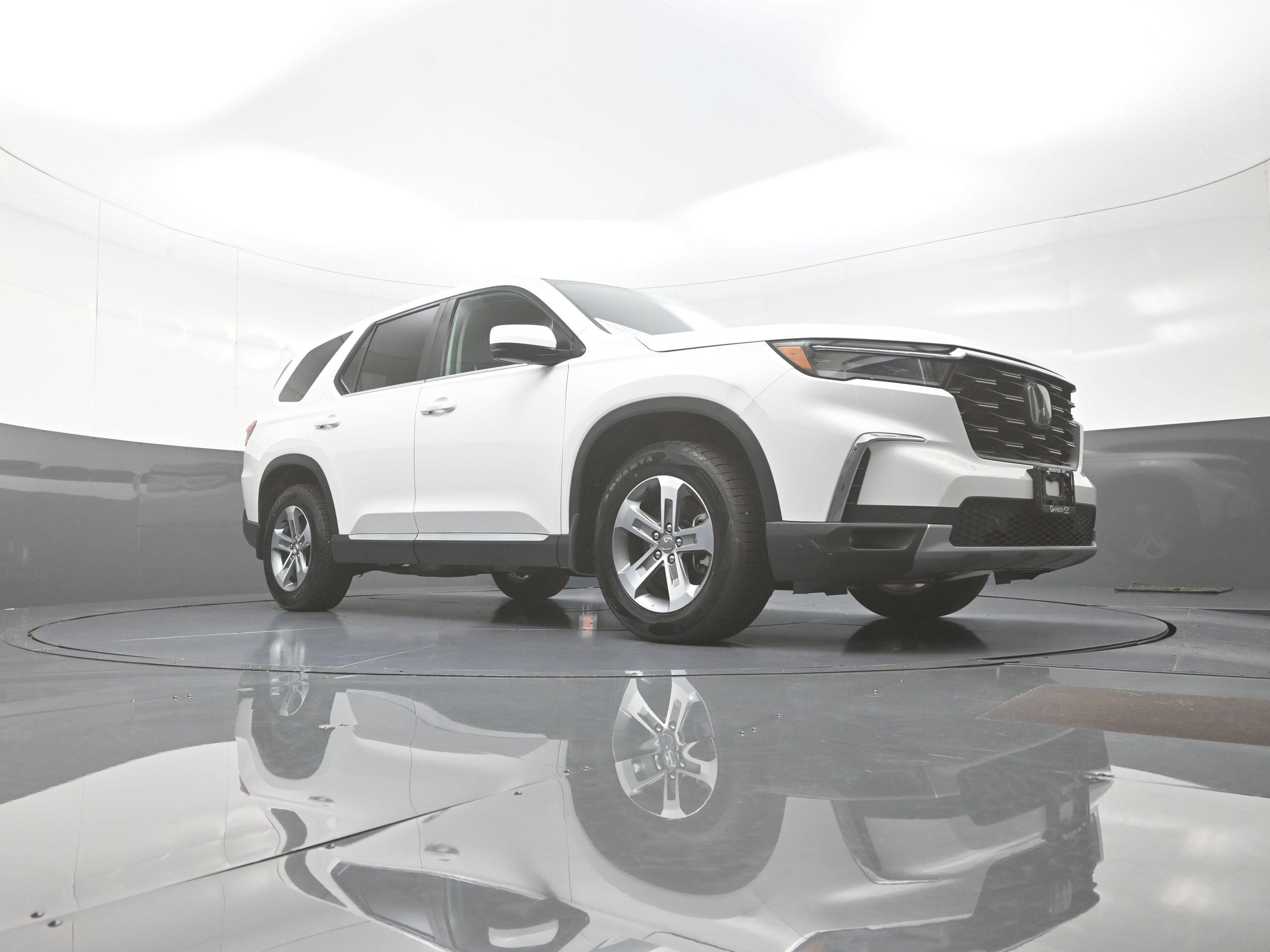 Used 2023 Honda Pilot EX-L image 9