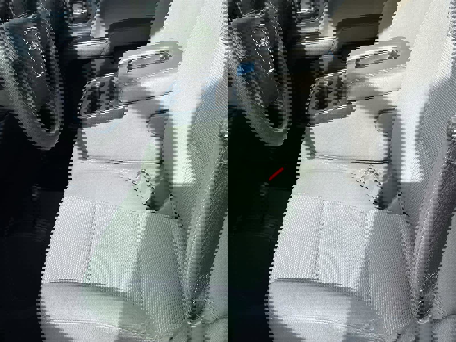 Used 2017 GMC Sierra 1500 4WD Reg Cab 133.0 w/ Sierra Convenience Package image 13