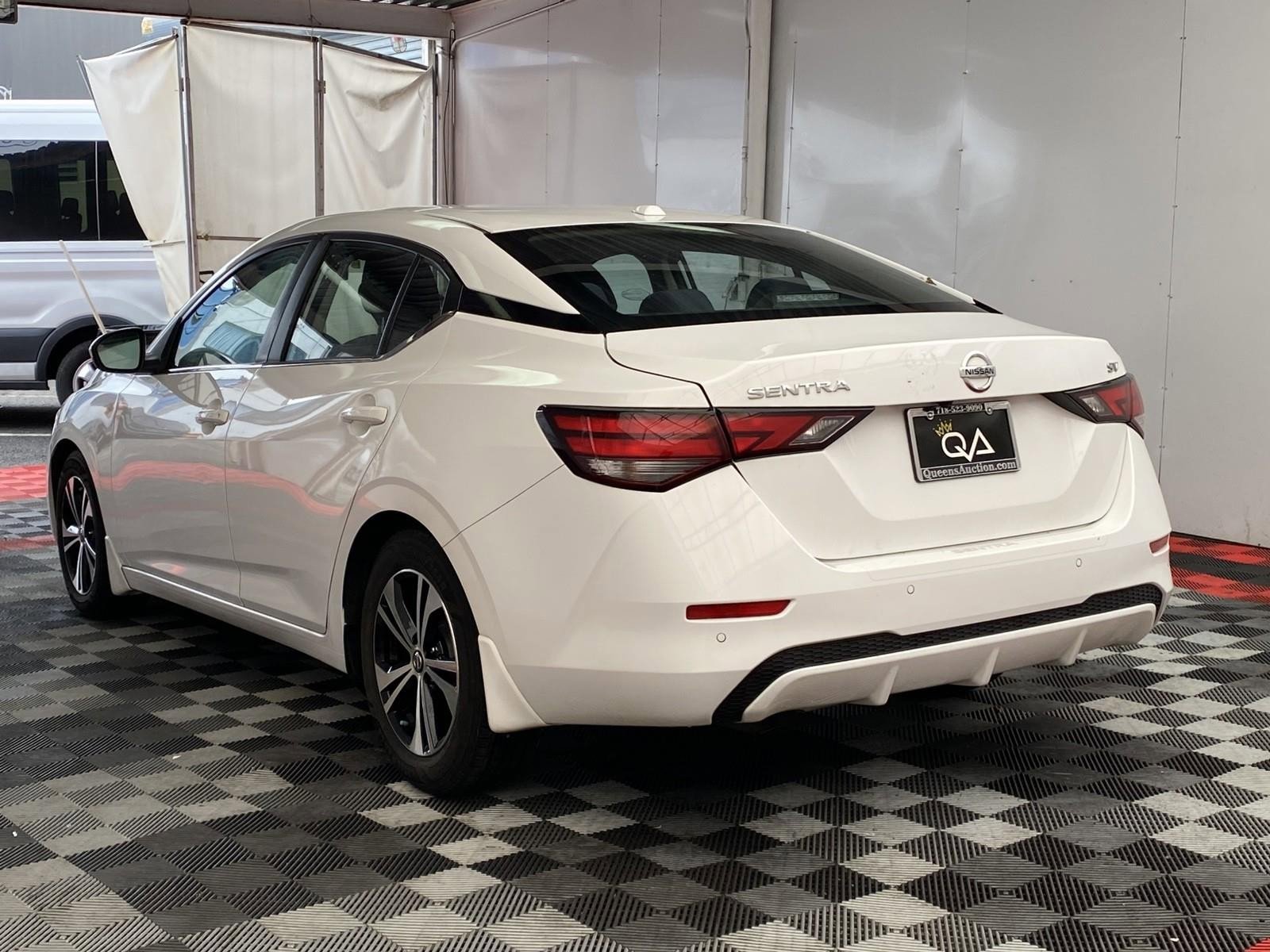 Used 2021 Nissan Sentra SV image 4