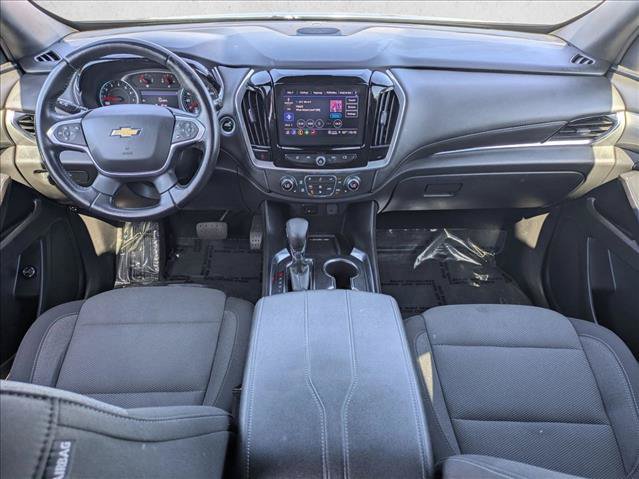 Used 2022 Chevrolet Traverse LT FWD image 17