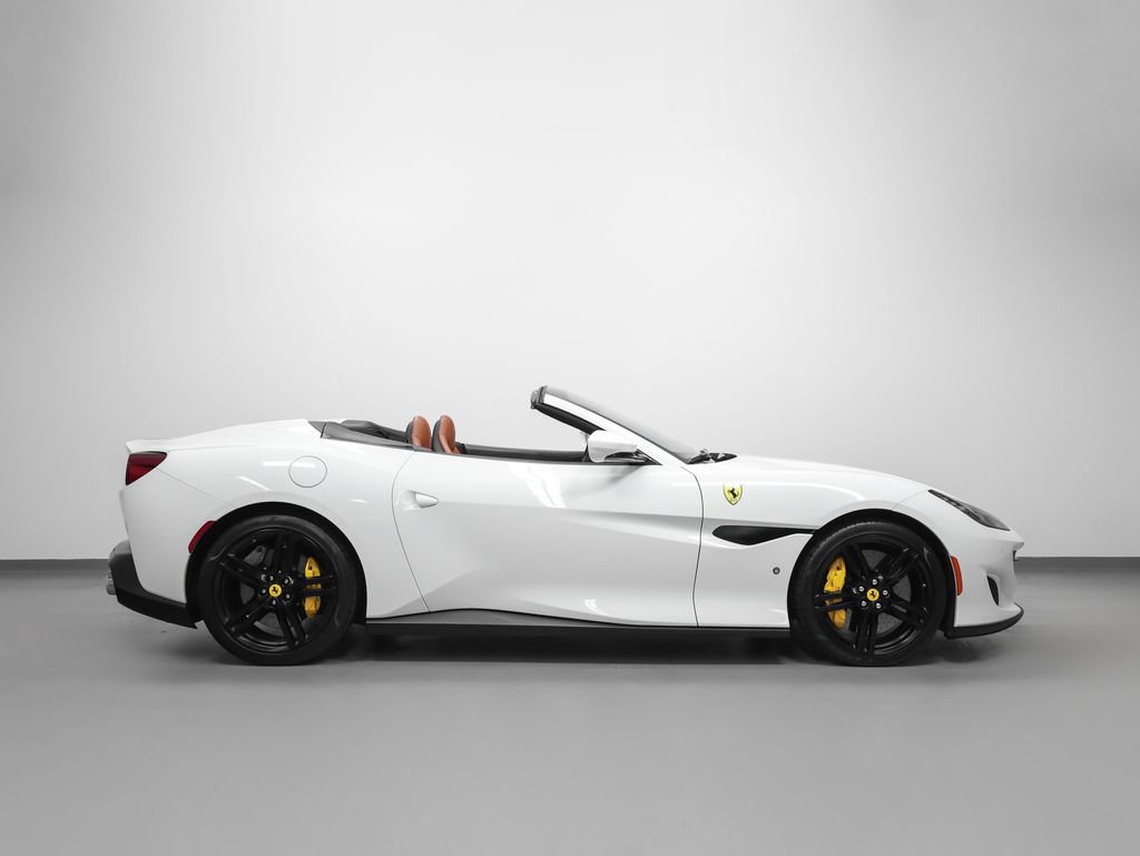 Certified 2019 Ferrari Portofino RWD image 7