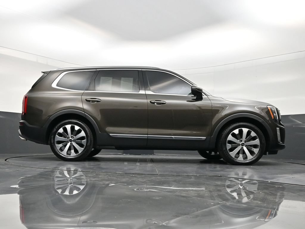 Used 2021 Kia Telluride EX w/ EX Premium Package FWD image 26