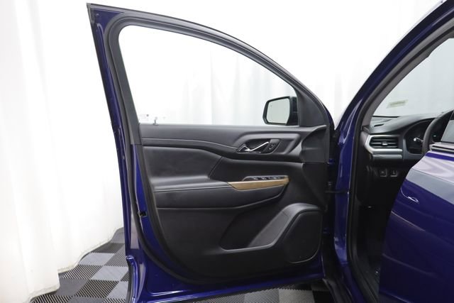 Certified 2023 GMC Acadia SLE w/ Elevation Edition image 5