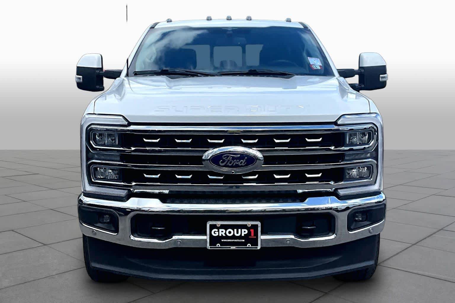 Used 2023 Ford F250 Lariat w/ Lariat Ultimate Package AWD/4WD image 4