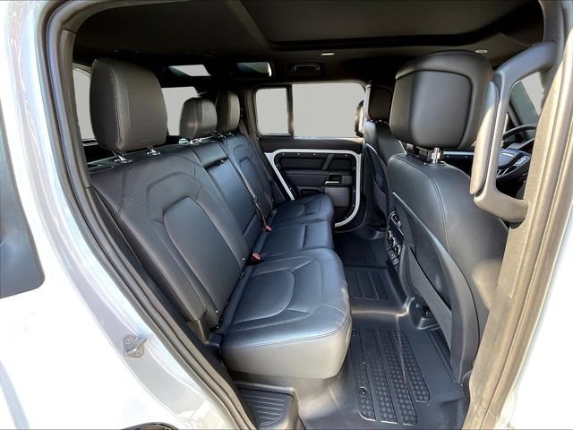 Used 2023 Land Rover Defender 110 V8 AWD/4WD image 27