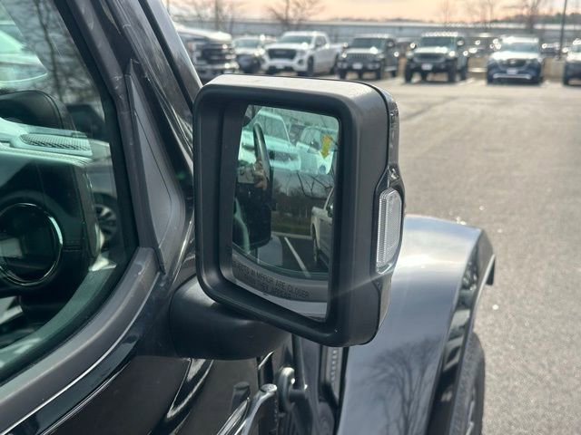 Used 2022 Jeep Wrangler Unlimited Sahara image 14