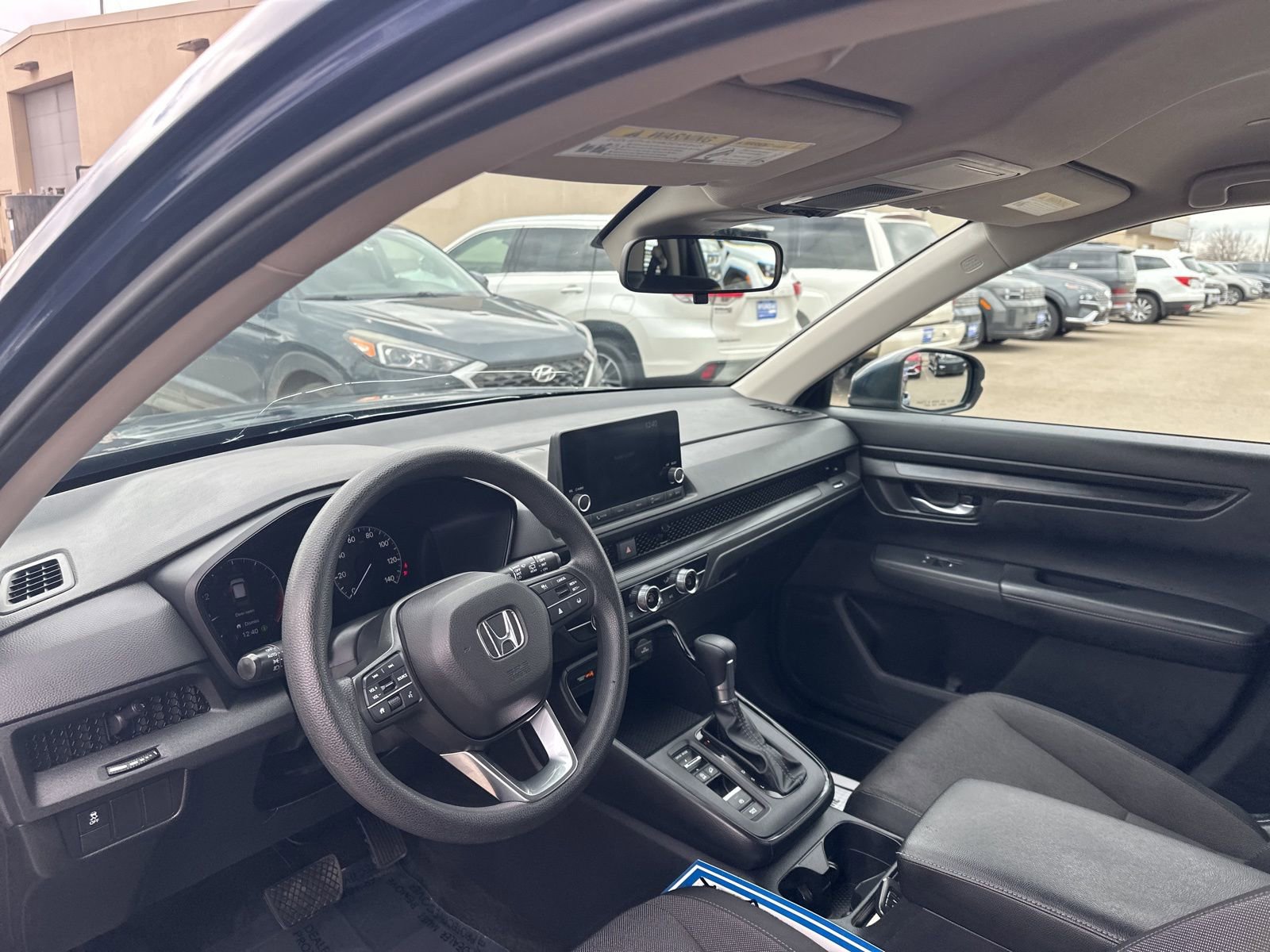 Used 2023 Honda CR-V LX image 12