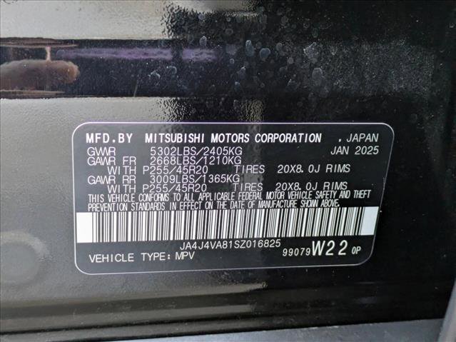 Used 2025 Mitsubishi Outlander SE image 24