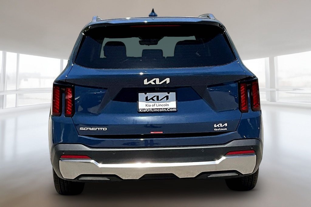 New 2026 Kia Sorento S w/ S Panoramic Sunroof Package FWD image 4