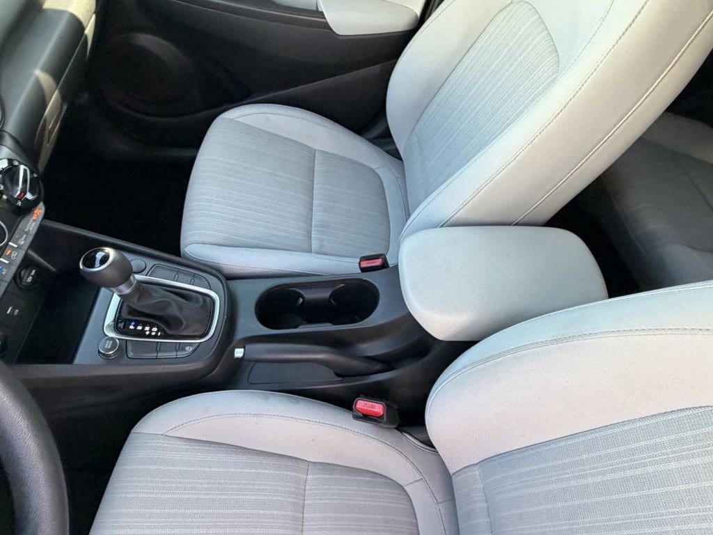 Used 2023 Hyundai Kona SEL FWD image 19